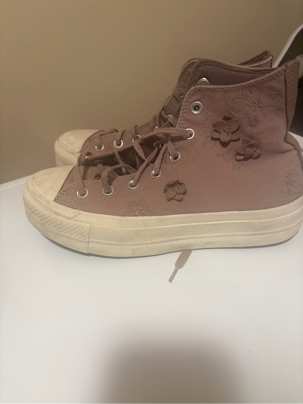 Converse High-Top Platform Sneakers in Dusty Rose